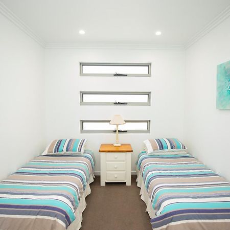 Shearwaters Apartment Waterfront Accomodation 펜네쇼우 외부 사진