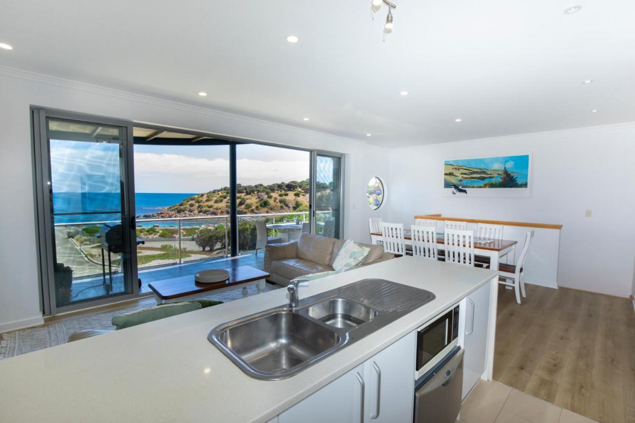 Shearwaters Apartment Waterfront Accomodation 펜네쇼우 외부 사진