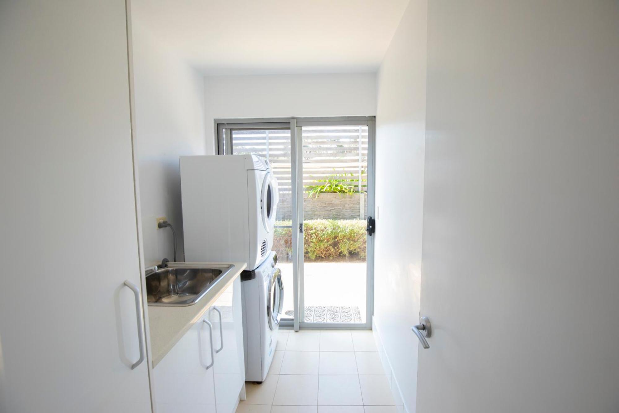 Shearwaters Apartment Waterfront Accomodation 펜네쇼우 외부 사진