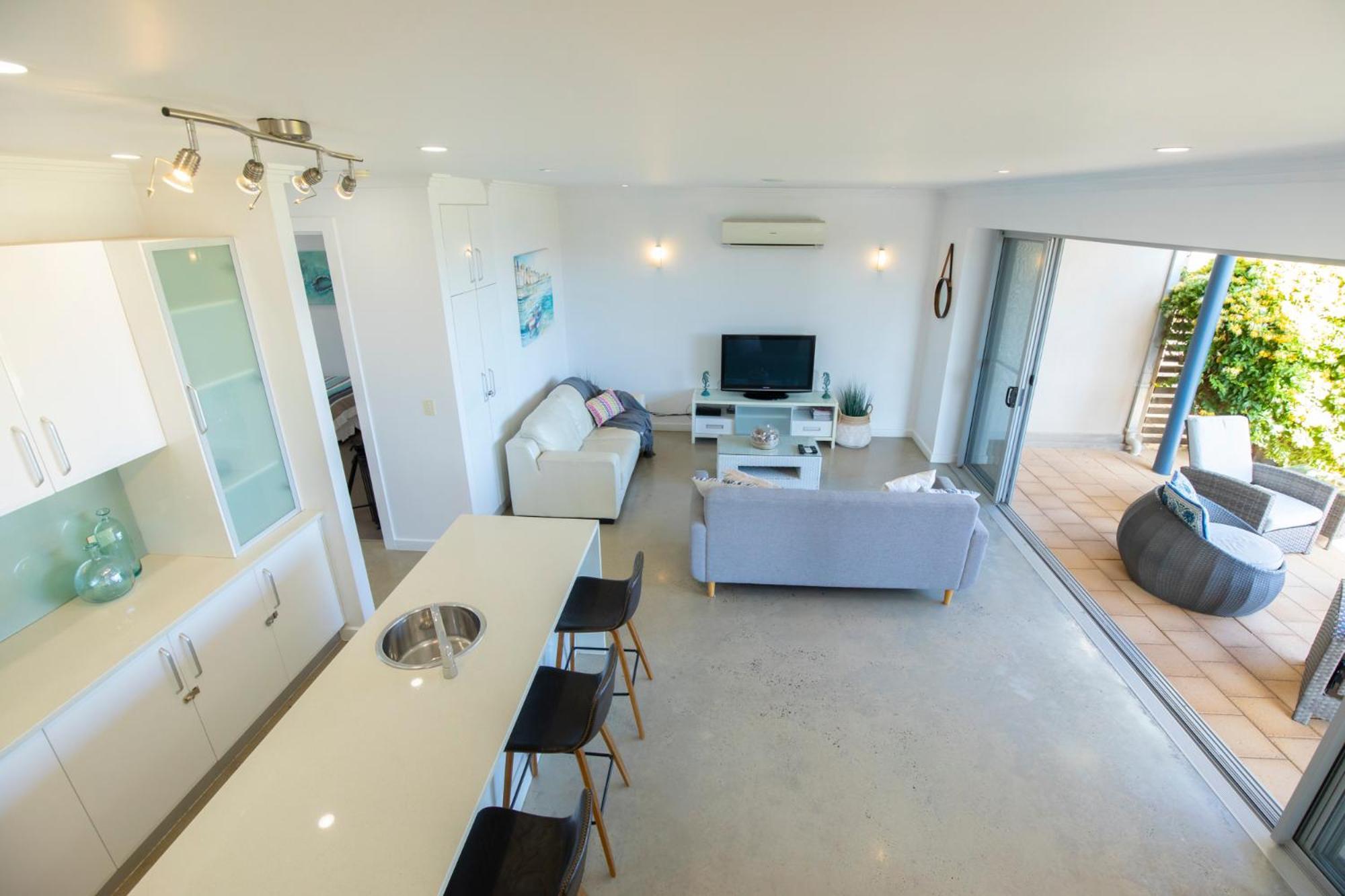 Shearwaters Apartment Waterfront Accomodation 펜네쇼우 외부 사진